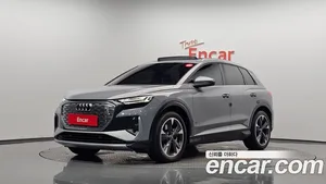 Audi Q4 e-tron, 2023 — миниатюра 1