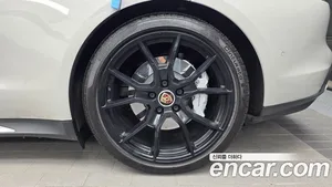 Porsche Taycan, 2021 — миниатюра 7