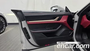 Porsche Taycan, 2021 — миниатюра 14