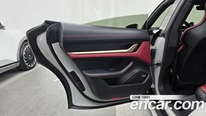 Porsche Taycan, 2021 — миниатюра 15
