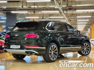 Bentley Bentayga, 2025 — миниатюра 5