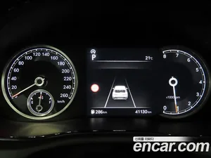 Genesis GV70, 2023 — миниатюра 8