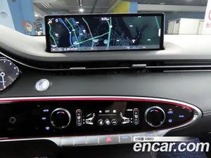 Genesis GV70, 2023 — миниатюра 11