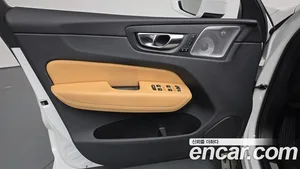 Volvo XC60, 2023 — миниатюра 13