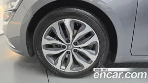Renault SM6, 2016 — миниатюра 5