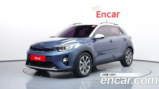 Kia Stonic, 2018 — фото автомобиля из Кореи