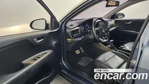 Kia Stonic, 2018 — миниатюра 13