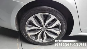 Renault SM6, 2016 — миниатюра 5