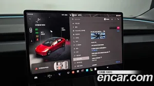 Tesla Model 3, 2024 — миниатюра 25