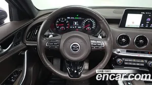 Kia Stinger, 2018 — миниатюра 11