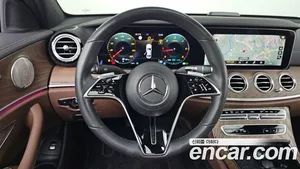 Mercedes-Benz E-Class, 2023 — миниатюра 19