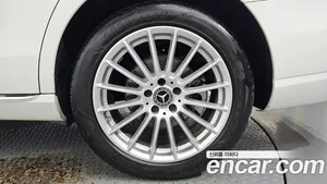 Mercedes-Benz E-Class, 2023 — миниатюра 7