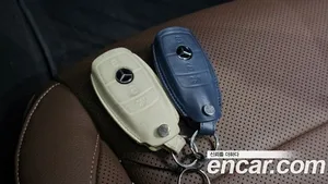 Mercedes-Benz E-Class, 2023 — миниатюра 34