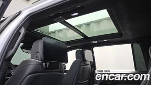 Cadillac Escalade, 2025 — миниатюра 21