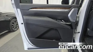 Cadillac Escalade, 2025 — миниатюра 15