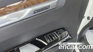 Cadillac Escalade, 2025 — миниатюра 28