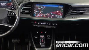 Audi Q4 e-tron, 2022 — миниатюра 14