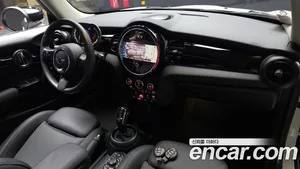 Mini Cooper, 2021 — миниатюра 9