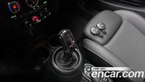 Mini Cooper, 2021 — миниатюра 11