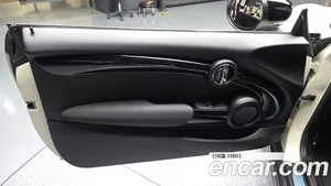 Mini Cooper, 2021 — миниатюра 13