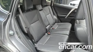 Toyota RAV4, 2018 — миниатюра 18