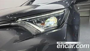 Toyota RAV4, 2018 — миниатюра 8