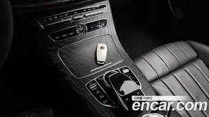 Mercedes-Benz E-Class, 2019 — миниатюра 24
