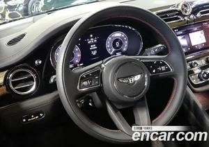 Bentley Bentayga, 2025 — миниатюра 6
