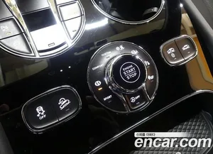 Bentley Bentayga, 2025 — миниатюра 14