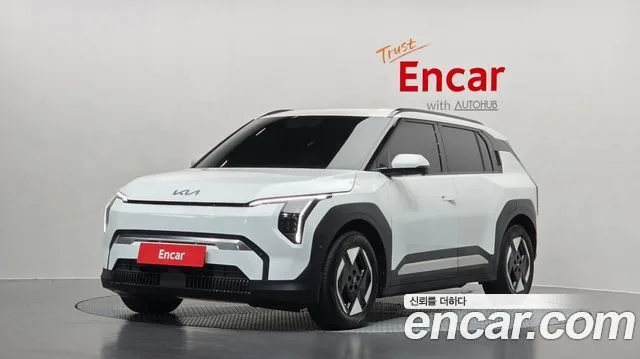 Kia EV3, 2025 — фото автомобиля из Кореи