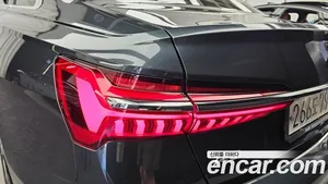 Audi A6, 2022 — миниатюра 9
