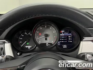 Porsche Macan, 2022 — миниатюра 8