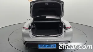 Porsche Taycan, 2023 — миниатюра 25