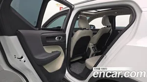 Volvo XC40, 2024 — миниатюра 16