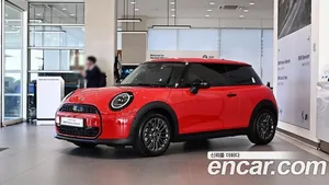 Mini Cooper, 2025 — миниатюра 1