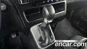 Hyundai Staria, 2022 — миниатюра 9