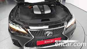 Lexus LS, 2021 — миниатюра 6