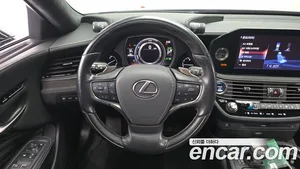Lexus LS, 2021 — миниатюра 20