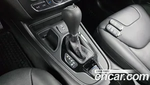 Jeep Cherokee, 2021 — миниатюра 11