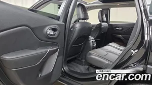 Jeep Cherokee, 2021 — миниатюра 30