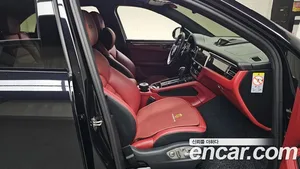 Porsche Macan, 2023 — миниатюра 17