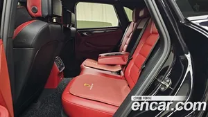 Porsche Macan, 2023 — миниатюра 18