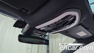 Porsche Macan, 2023 — миниатюра 28