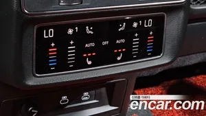 Audi SQ7, 2025 — миниатюра 31