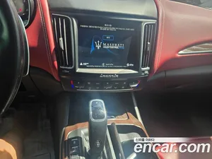 Maserati Levante, 2019 — миниатюра 14