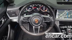 Porsche Panamera, 2019 — миниатюра 13