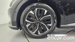 Kia EV6, 2022 — миниатюра 4