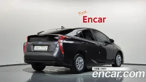 Toyota Prius, 2017 — миниатюра 2