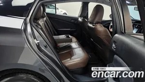 Toyota Prius, 2017 — миниатюра 12