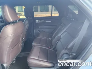 Ford Explorer, 2025 — миниатюра 9